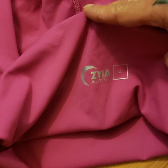 Zyia Fuchsia Brilliant High-Rise 7/8 24" - Picture 3 of 4